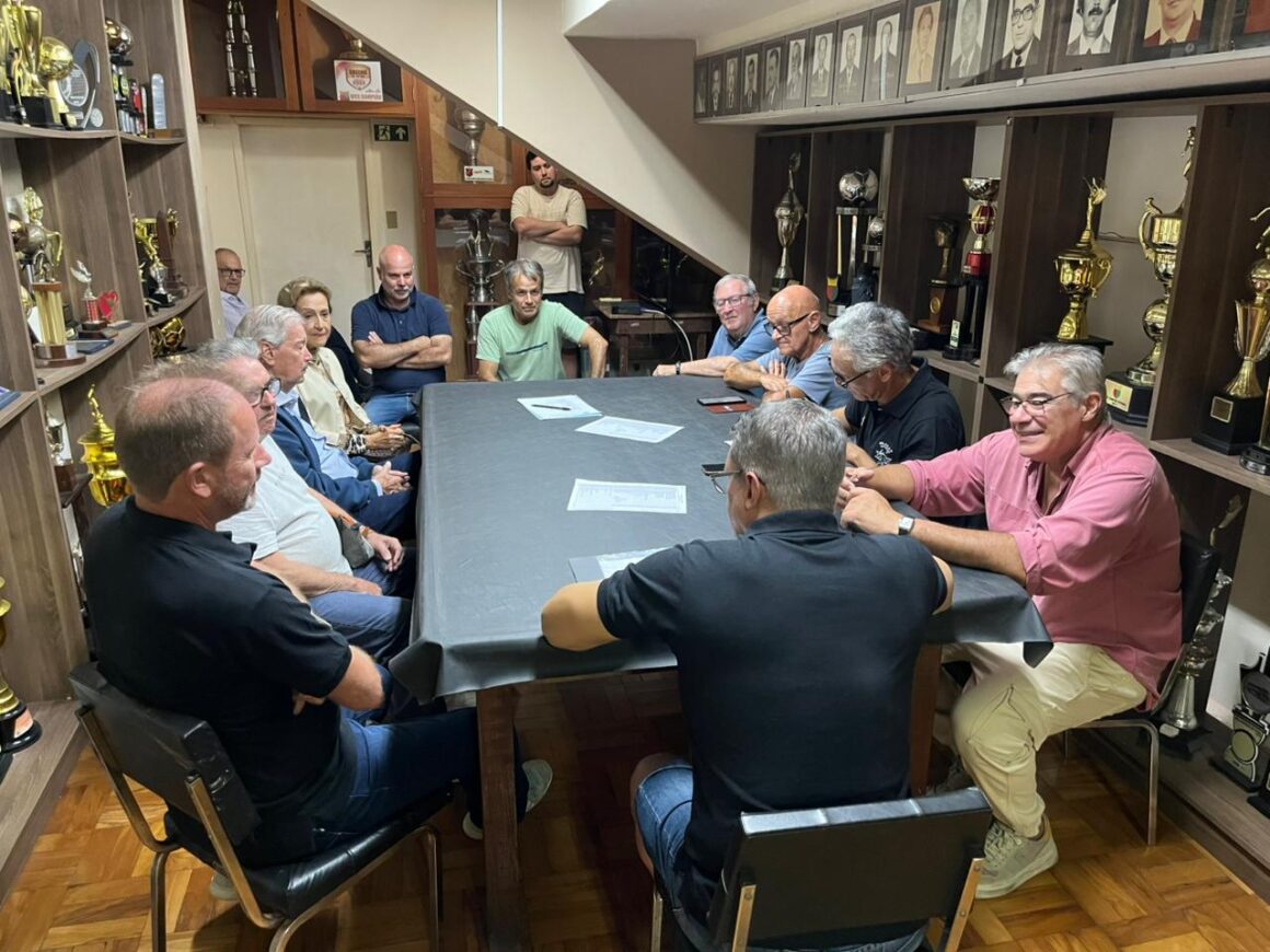 Sidnei Lang Otto é reeleito presidente do Paulista Futebol Clube em chapa única Sidnei Lang Otto é reeleito presidente do Paulista Futebol Clube em chapa única